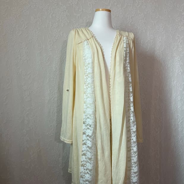 엑시즈팜 레이스 레몬 배색 롱 가디건