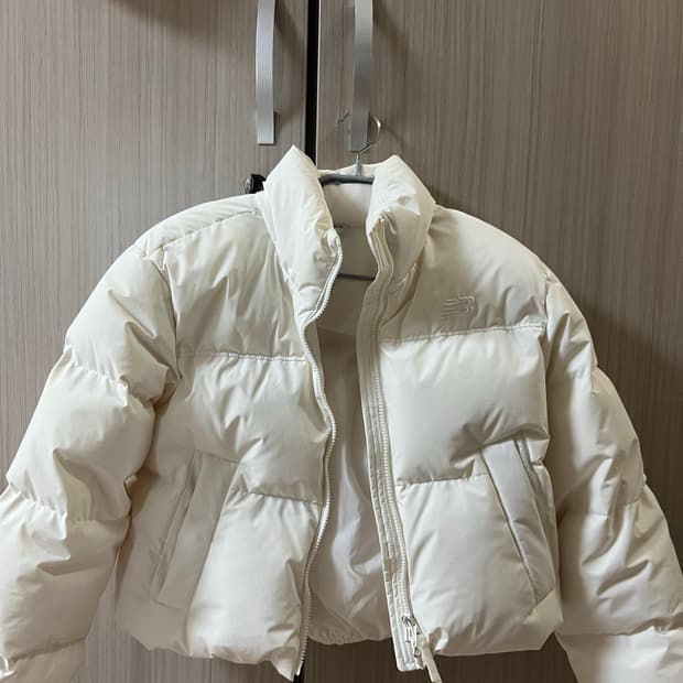 뉴발란스 엑티브 숏 구스다운 패딩 (s) 24 fw