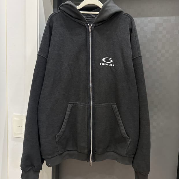 발렌시아가 루프 인사이드 아웃 후드집업