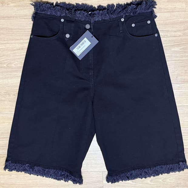 L) 에곤랩 RAW EDGES DENIM SHORT