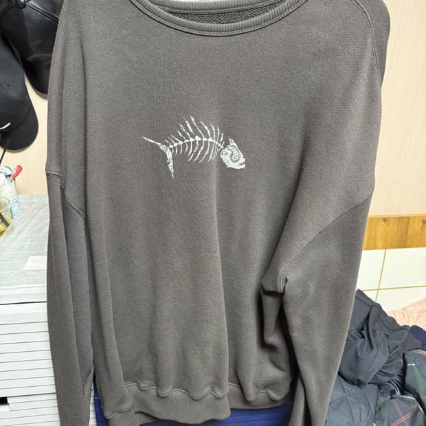 해칭룸 맨투맨 (4)