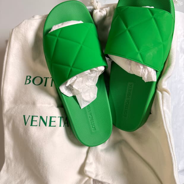 보테가 슬리퍼
