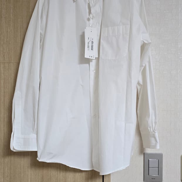 마르지엘라 슬리브 디테일 셔츠