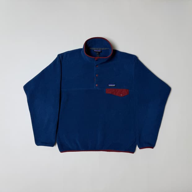 [M] 파타고니아 신칠라 플리스 후리스 네이비 레드