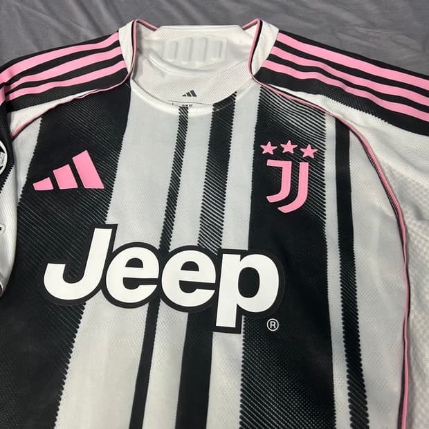 25/26 유벤투스 홈 어센틱 유니폼