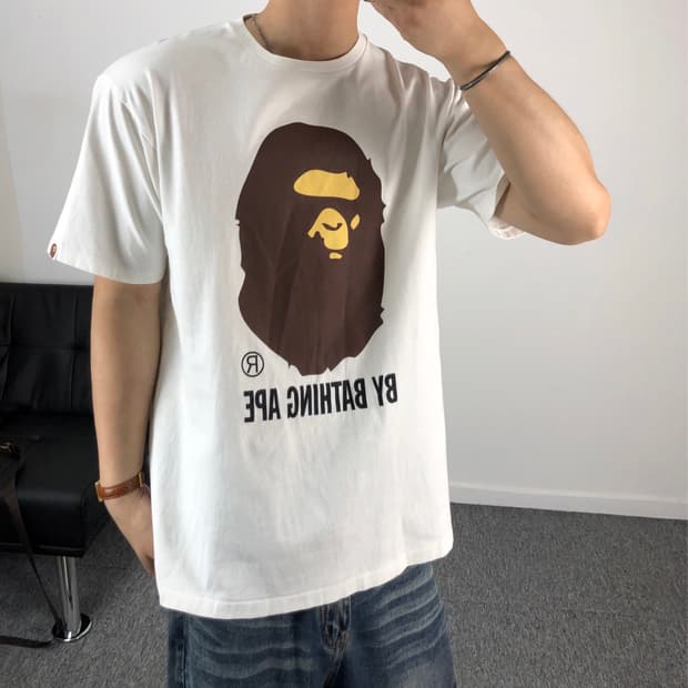베이프 정품 시그니처 반팔 화이트