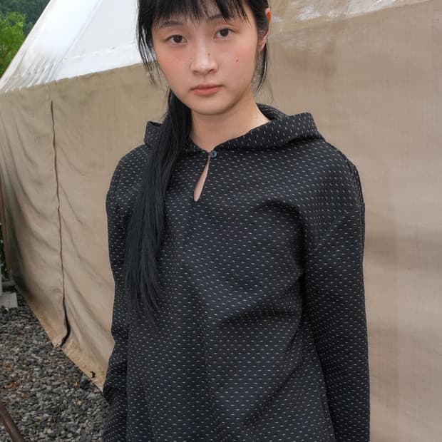 페스토 도트 블라우스후디 블랙