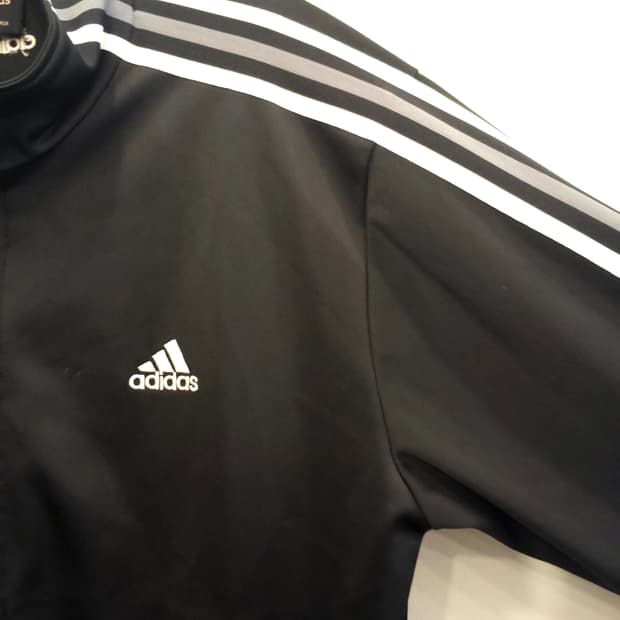 아디다스 클래식 블랙 삼선 트랙 져지