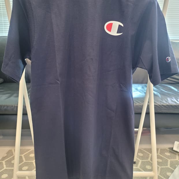 👕 챔피언 헤리티지 티셔츠 ( 네이비 L) 판매합니다!