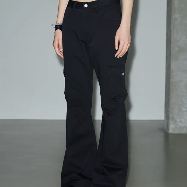 헬레네파리스 피그먼트 부츠컷 카고 팬츠 블랙