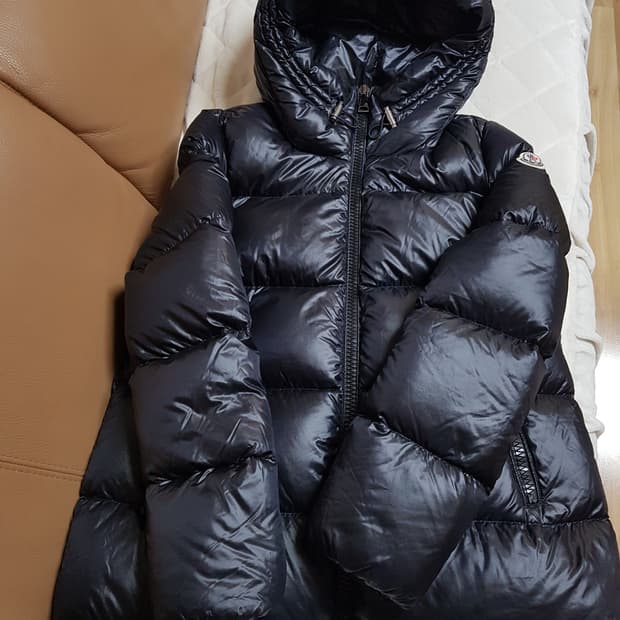 몽클레어 세리뜨 세리떼 패딩 블랙