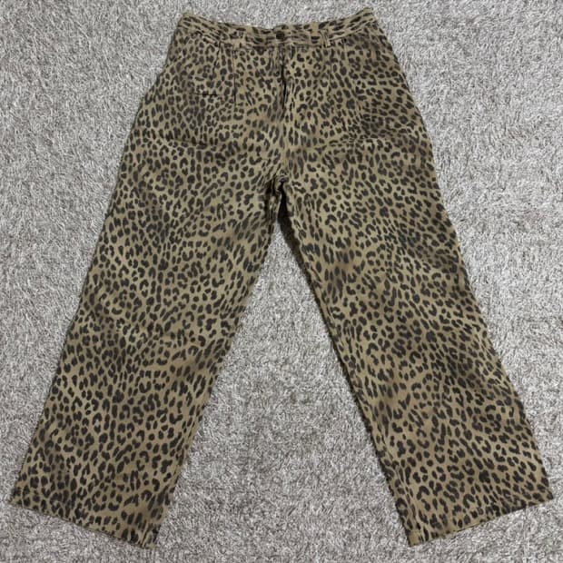 노이즈 레오파드 팬츠