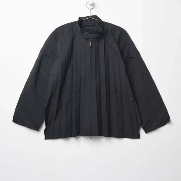 [3] 이세이미야케 옴므플리세 엣지 코트 블랙