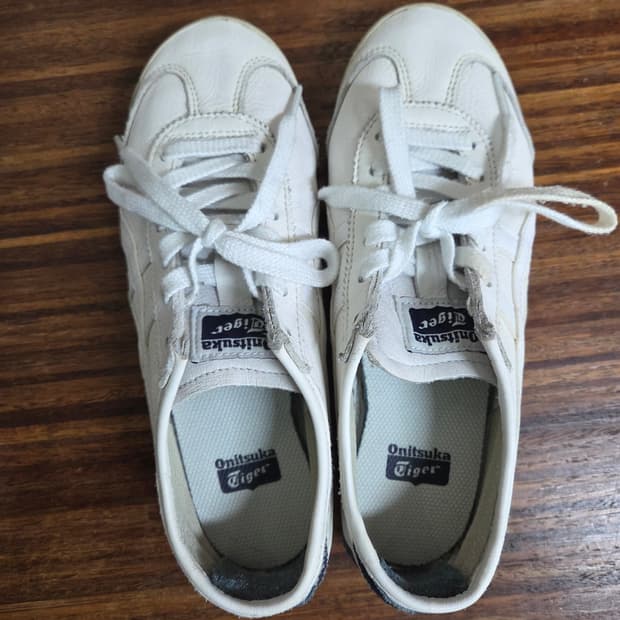 오니츠카 타이거 멕시코 66 화이트 240