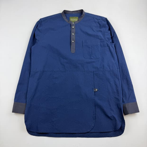 Qlad museum 헨리넥 셔츠