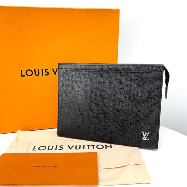 루이비통 LV 타이가 포쉐트 보야주 클러치백 블랙 (M30450)