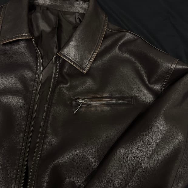 레더리 (Leathery) 워시드 레더 오버핏 블루종 자켓 [WASHED