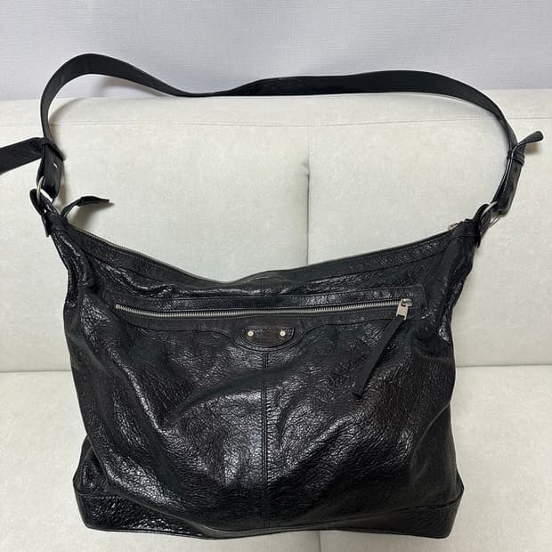 [A+ 정품] 발렌시아가 시티 모터백 커리어 블랙