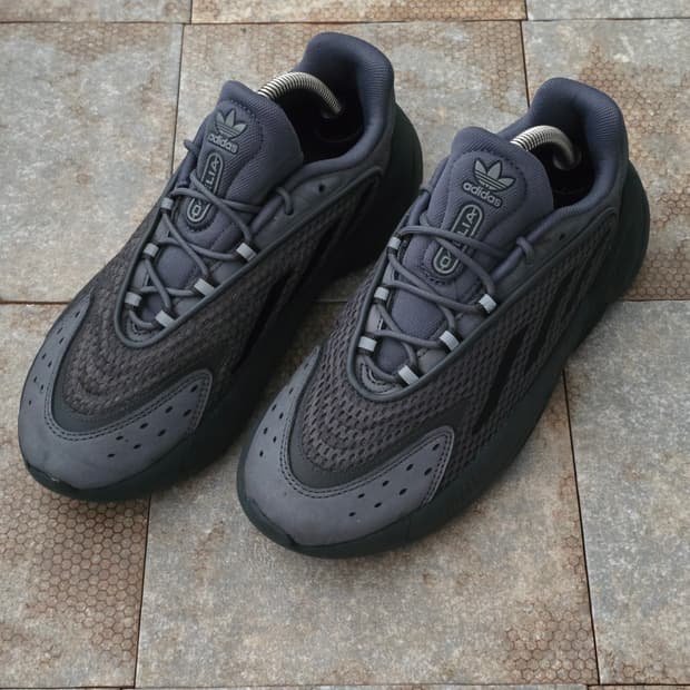 (240)아디다스 오젤리아 그레이 블랙