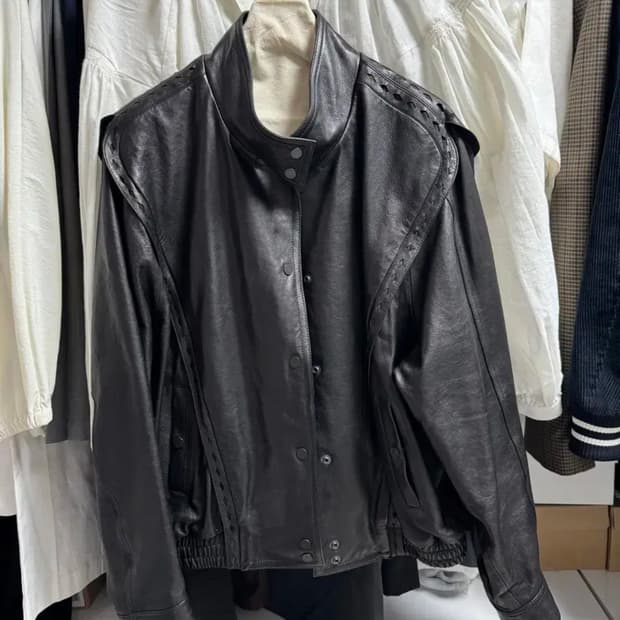베르소 가죽자켓 레더자켓 단시간1회착용