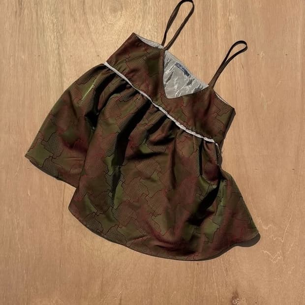 공테잎 글로우 슬리브리스