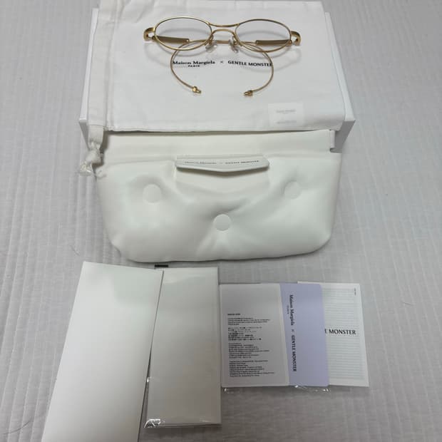 젠틀몬스터 x 마르지엘라 mm220 a030 안경