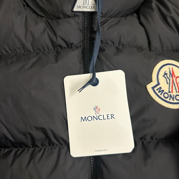 몽클레어 시탈라(거의 사용감없음)