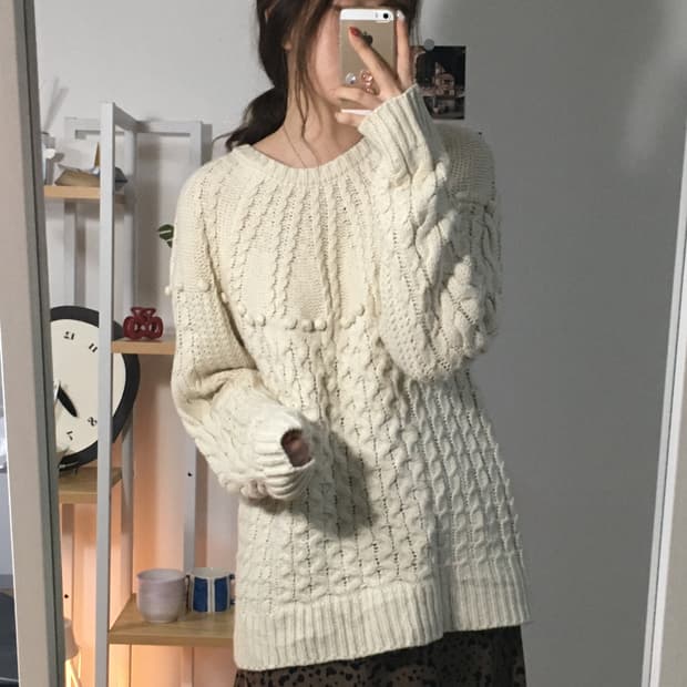 양송이크림 케이블 니트