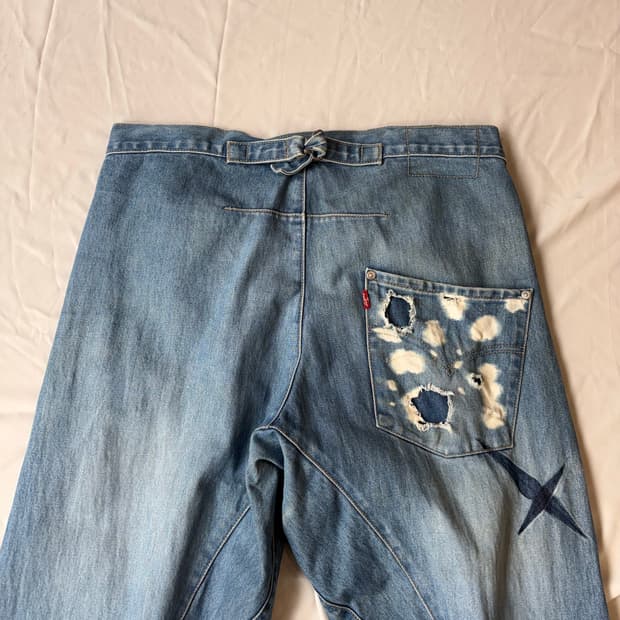 Levis 엔지니어드 진 신치백