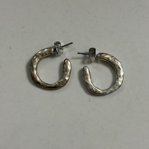 미니 해머드 후프 귀걸이 15mm 스털링 실버