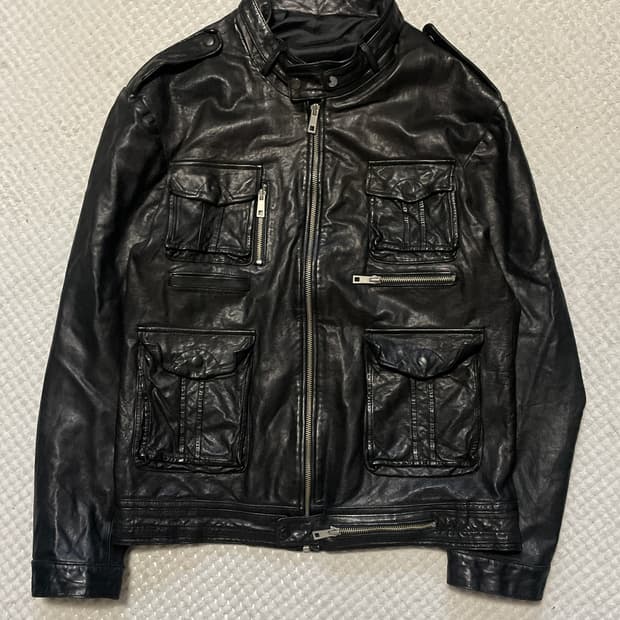 웨스턴 무드 이태리 램스킨 양가죽 절개 포켓 레더 자켓