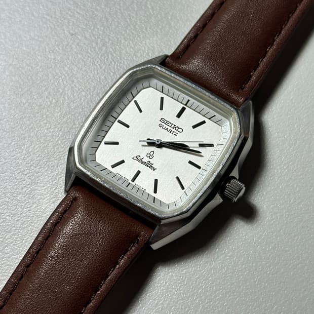 SEIKO quartz silverwave