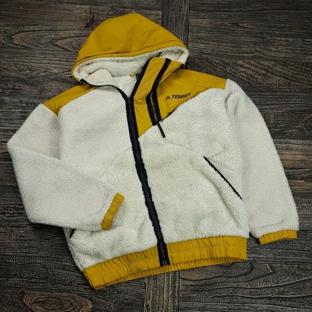 아디다스 뽀글이 후리스 쉐르파 후드 집업 자켓 M16557