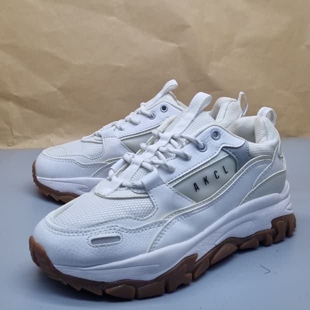 아키클래식 어반트래커 여성운동화240 