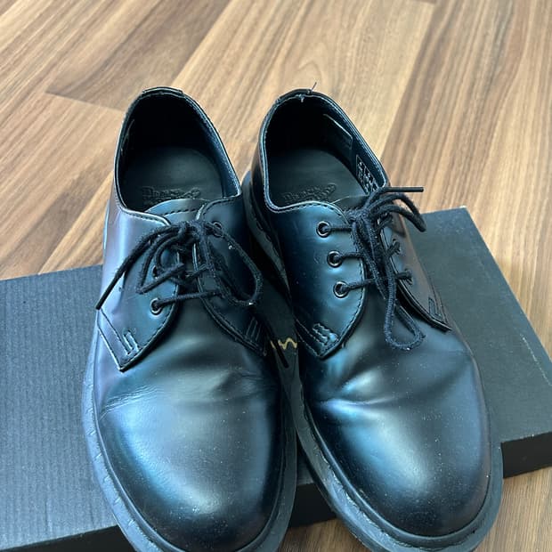 닥터마틴 1461 모노 블랙 US5