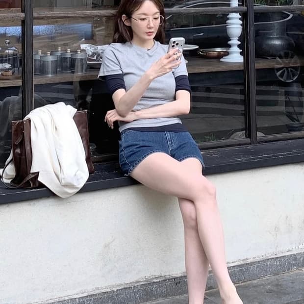 새상품) 강민경 자라 Zara 염소가죽 플립플랍 레드 블랙