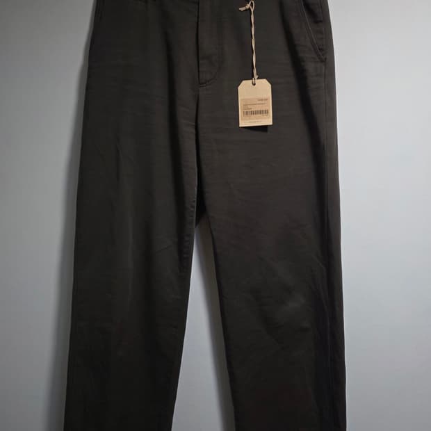 러프사이드 레귤러치노 차콜