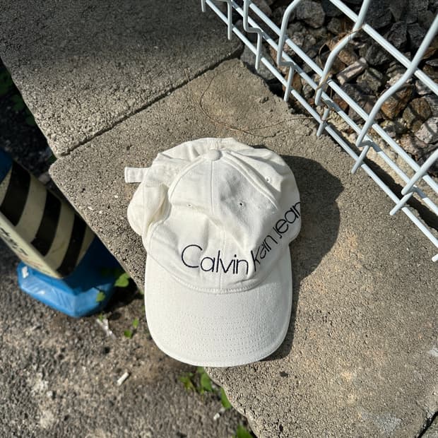 vintage calvin klein cap