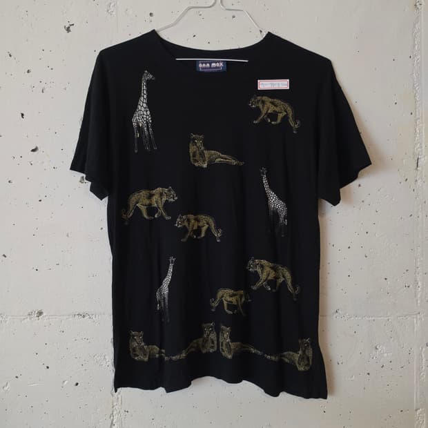 동물 패턴 블랙 반팔티 made in italy
