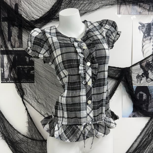Check pattern lace blouse 