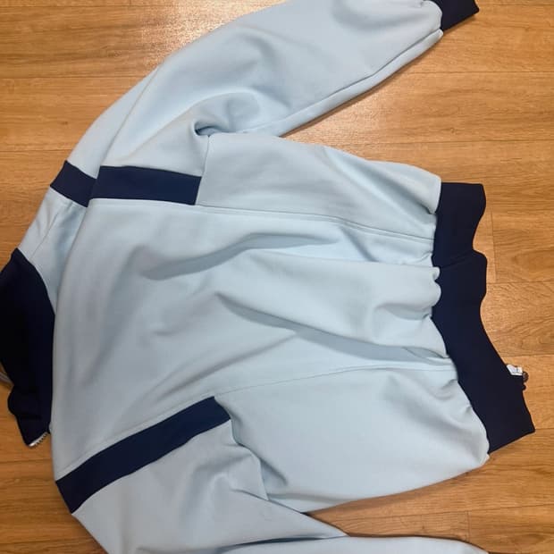 아디다스 클럽져지