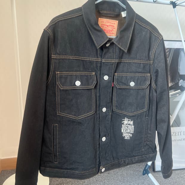 스투시 x 리바이스 크리스피 린스 트러커 자켓 블랙 L