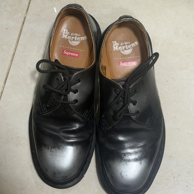 닥터마틴X슈프림 1461 실버 사이즈 260