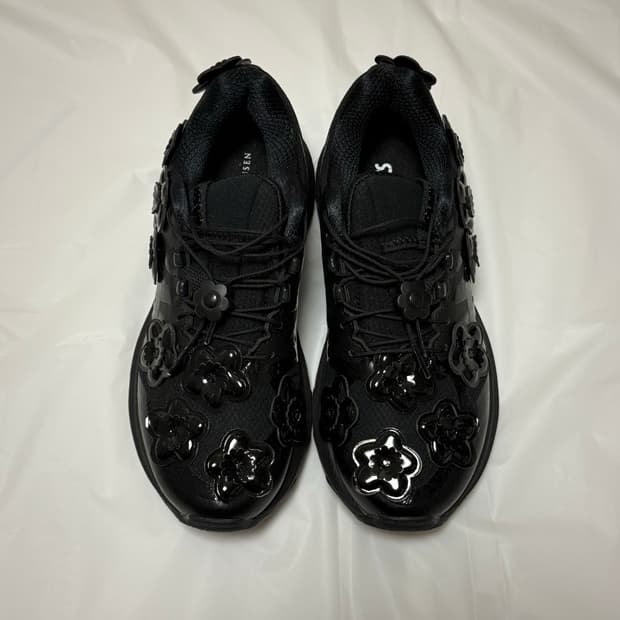 아식스x세실리아 반센 젤 터레인 블랙 235 새 상품