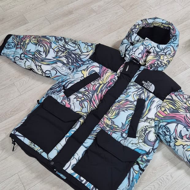 [XL] 노스페이스 X 슈프림 멀티컬러 드래곤 700 필 다운 패딩