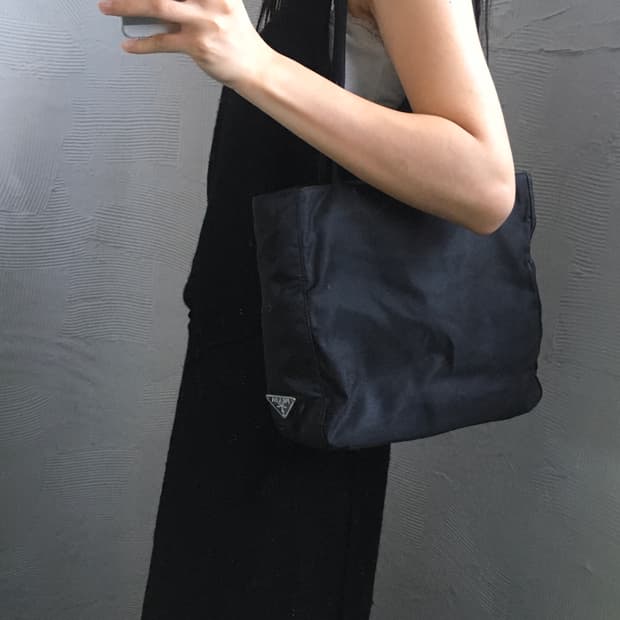 Prada 프라다 블랙 나일론 미니 토트백