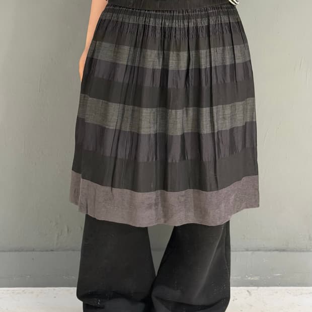 banding line stripe pattern skirt