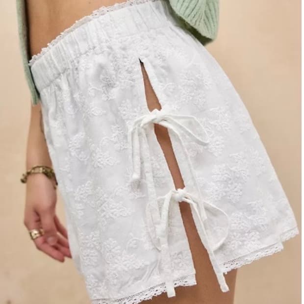 kimchi blue 레이스 리본 박서 반바지 블루머 쇼츠