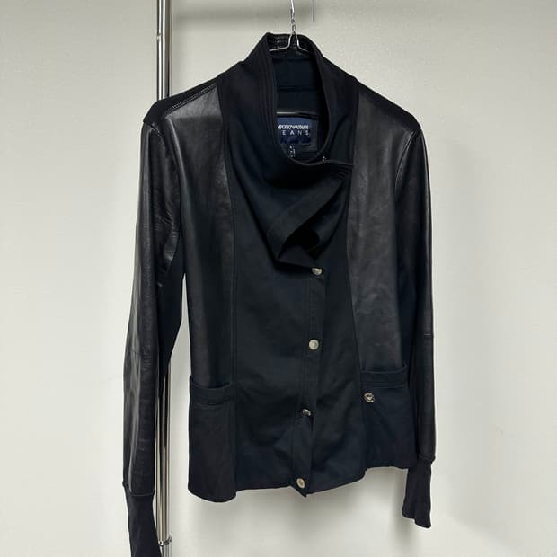 엠프리오 알마니 레더 비대칭 자켓