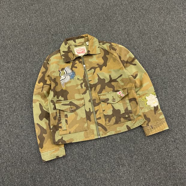 XS) 리바이스 자수 패치 카모 워크자켓